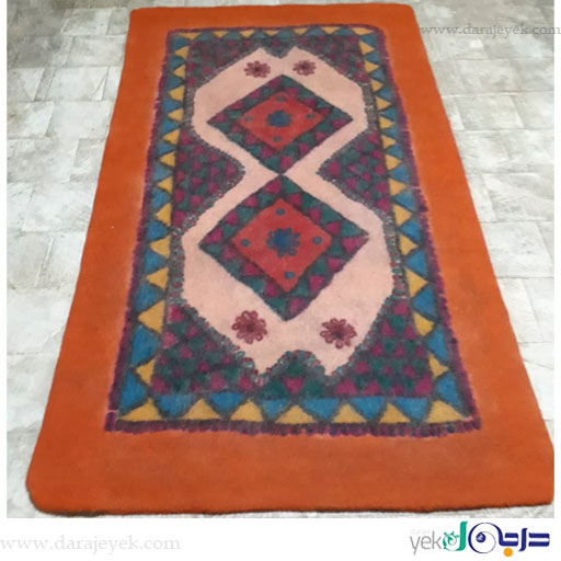 فرش نمدی دستباف ایرانی