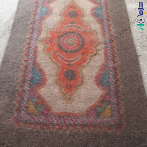 نمد فرش سنتی طرح خاص